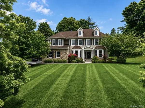 84 Mansion Ridge Boulevard, Monroe, NY 10950