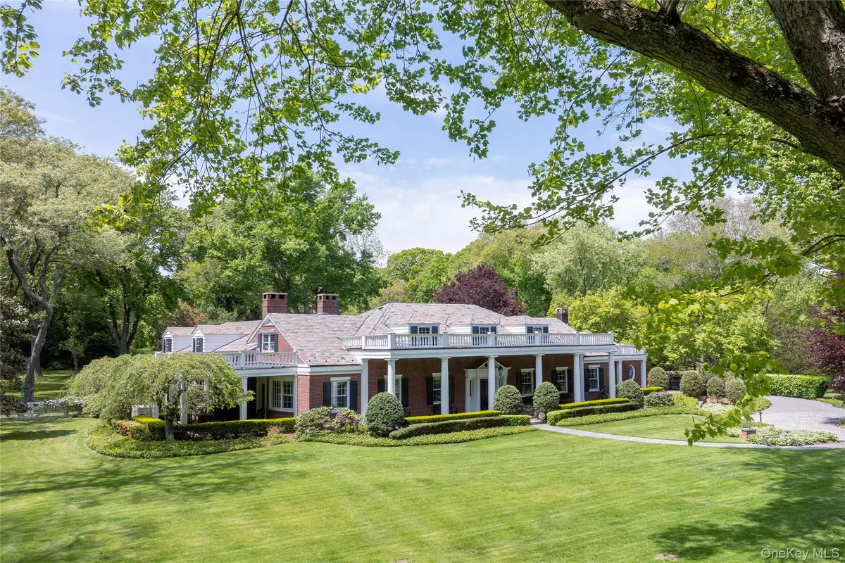 550 Chicken Valley Road, Locust Valley, NY 11560 - #1
