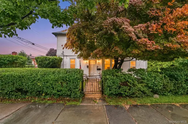 25 Fowler Avenue, Yonkers, NY 10701