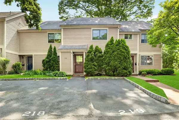 218 Tree Top Crescent, Rye Brook, NY 10573