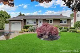 181 N Idaho Avenue, Massapequa, NY 11758 - #2