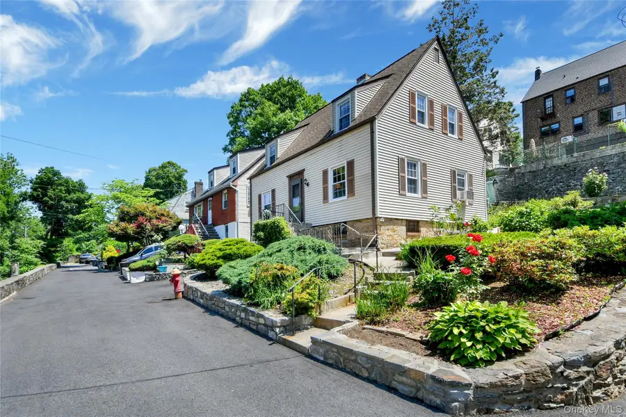 136 Midland Avenue, Yonkers, NY 10705 - #2