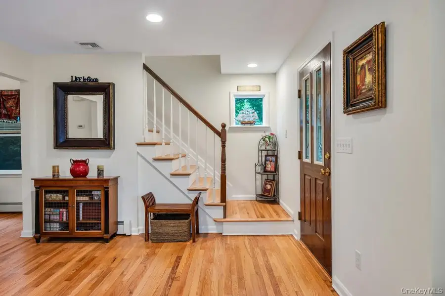 75 Elm Avenue, Smithtown, NY 11787 - #2