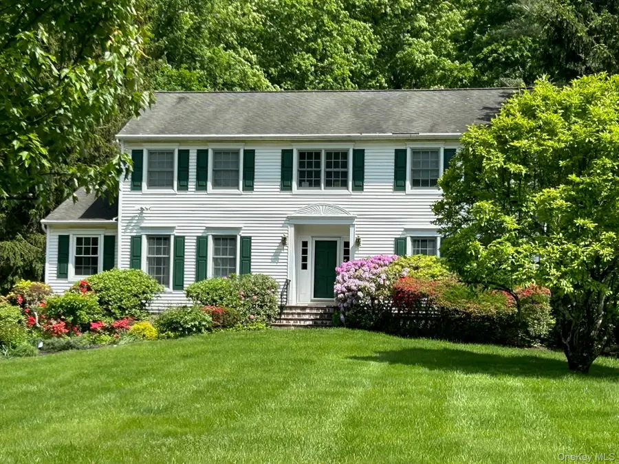 16 Fox Den Road, Mount Kisco, NY 10549 - #2