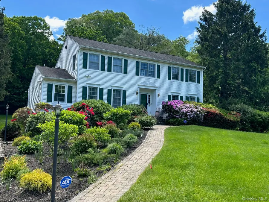 16 Fox Den Road, Mount Kisco, NY 10549 - #3