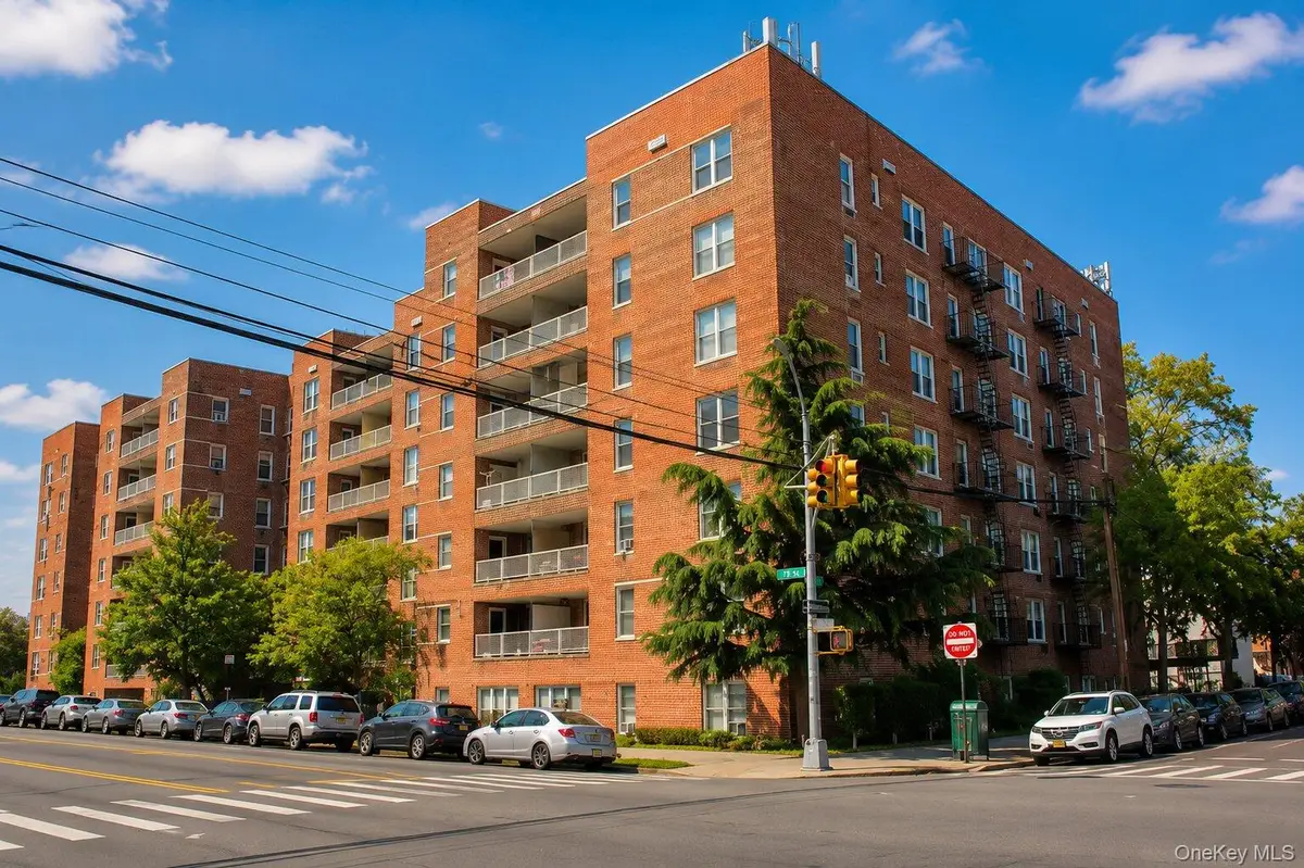 60-11 Broadway #5T, Woodside, NY 11377 - #1