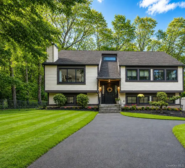 383 Route 32, Woodbury, NY 10917