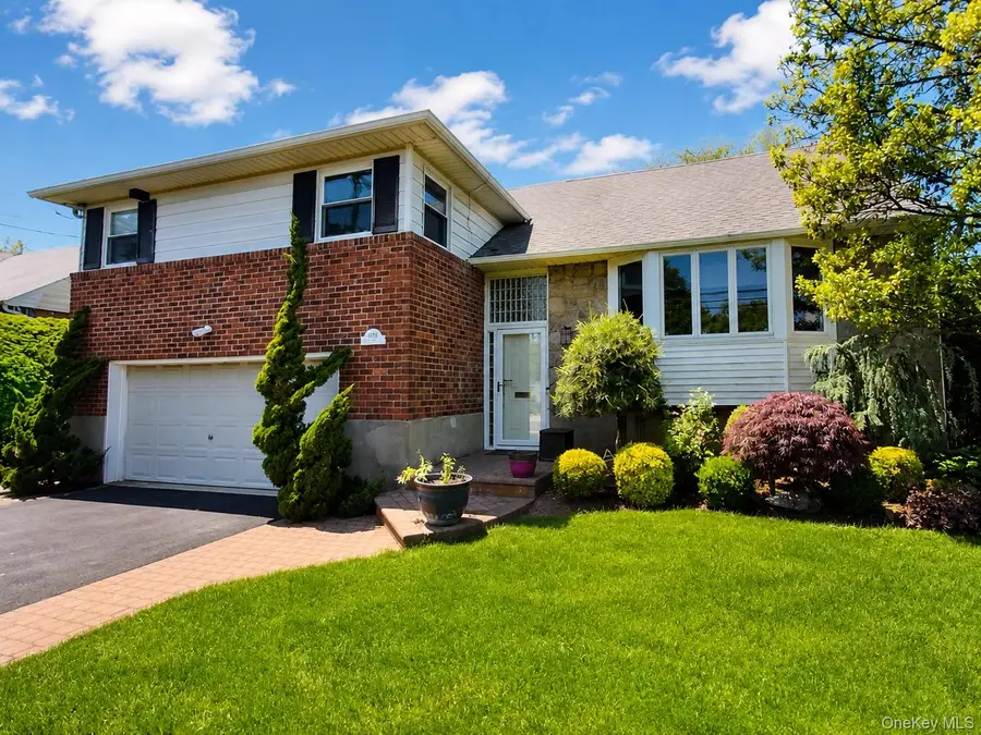 3452 Turf Road, Oceanside, NY 11572 - #2