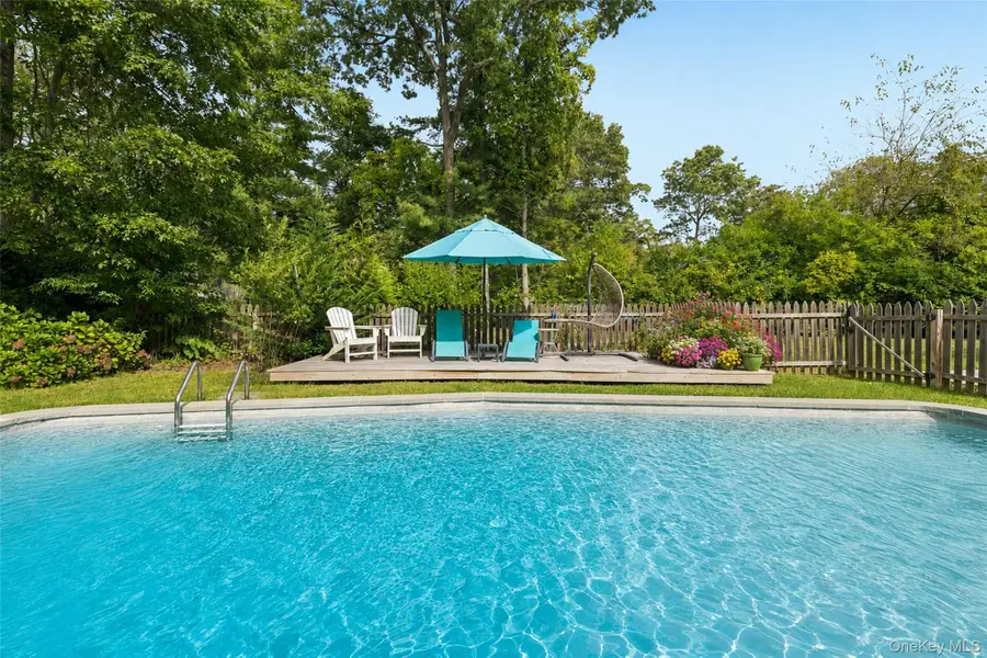 7 Dalton Lane, East Northport, NY 11731 - #3