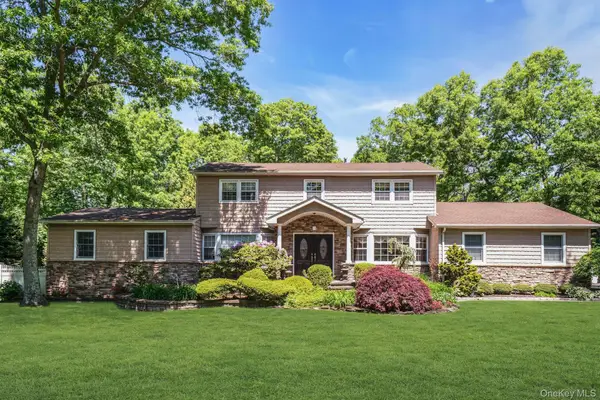 1 Sarah Drive, Dix Hills, NY 11746