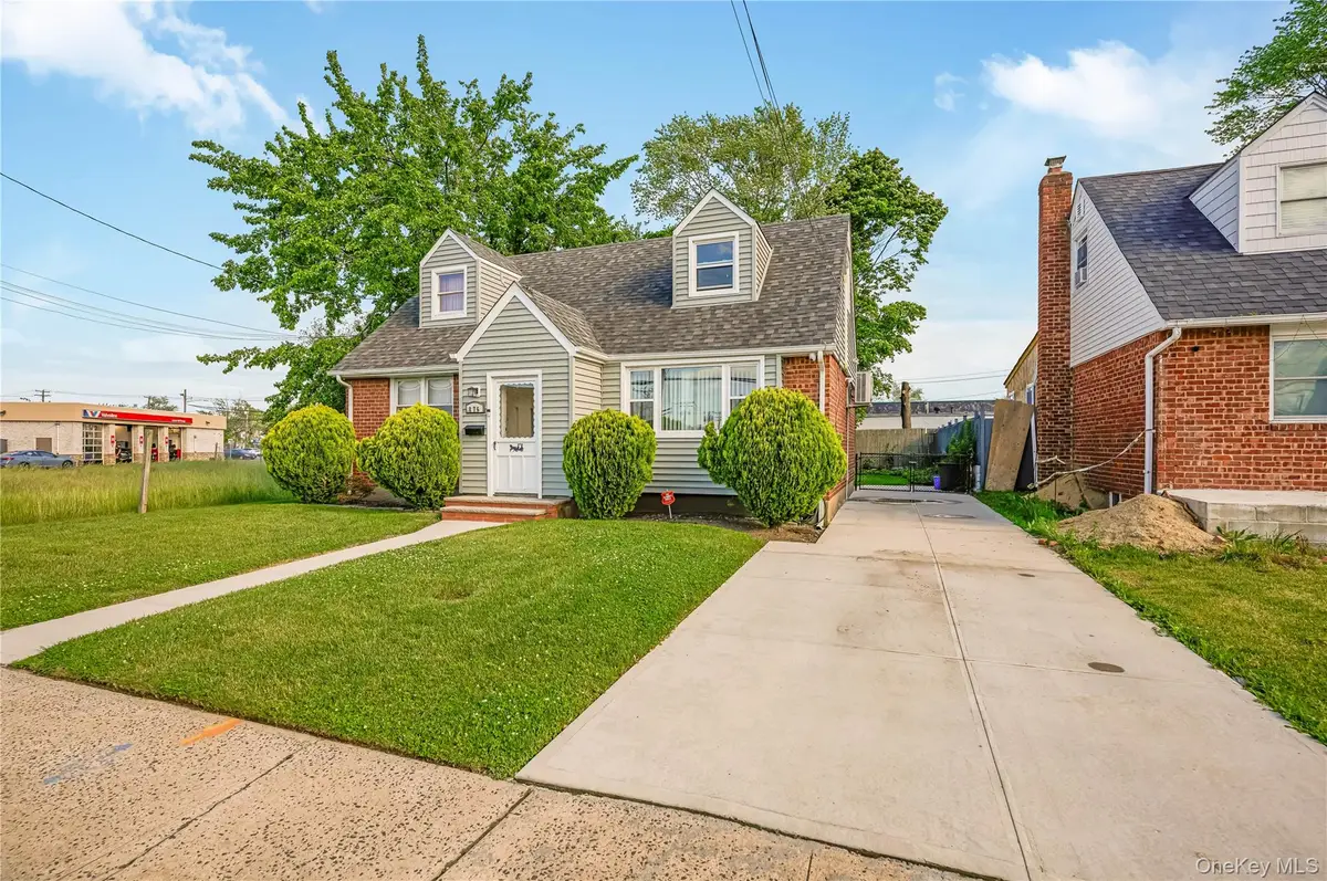 876 Oliver Avenue, Westbury, NY 11590 - #1