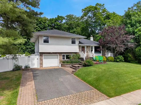 6 Holly Lane, Jericho, NY 11753