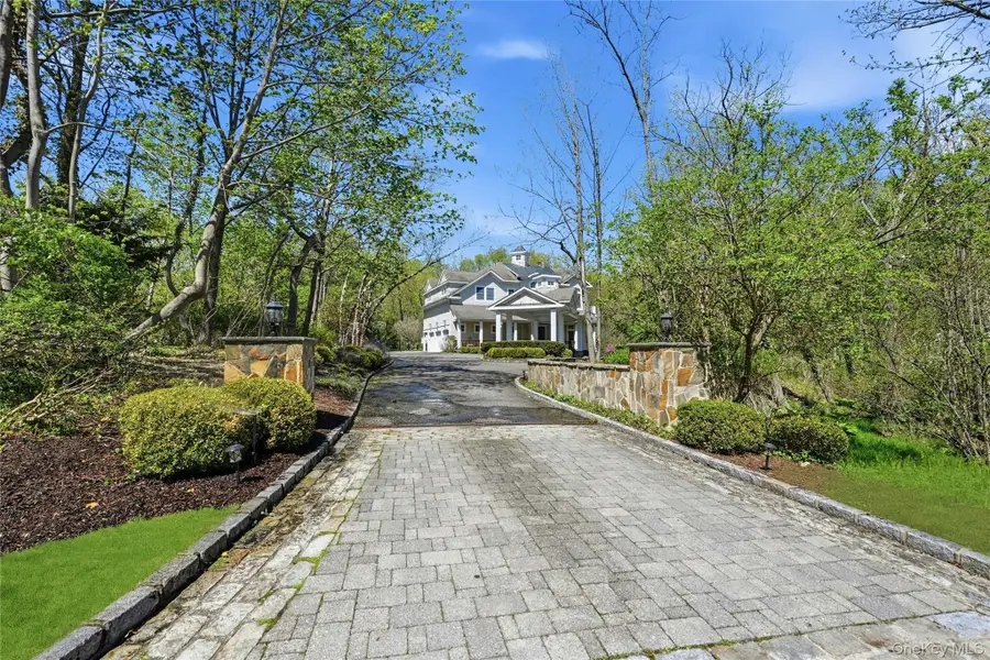 5 Mill Road, Lloyd Harbor, NY 11743 - #2