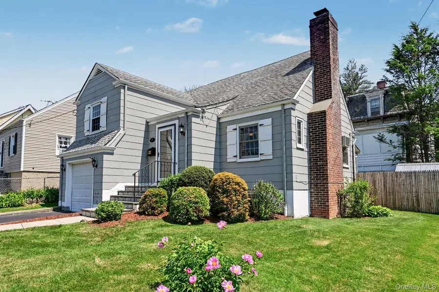 13 Lorenz Avenue, New Rochelle, NY 10801 - #2