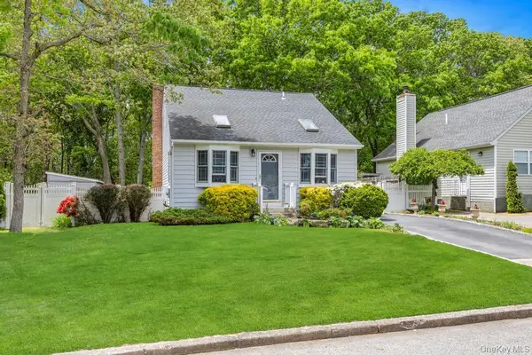 134-1 13th Avenue, Holtsville, NY 11742