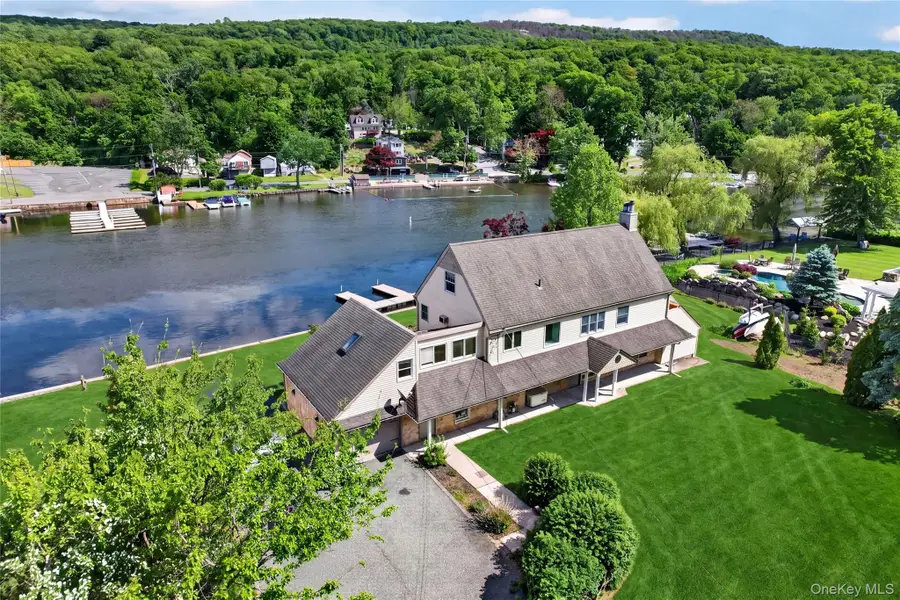 2 Grove Avenue, Greenwood Lake, NY 10925 - #2