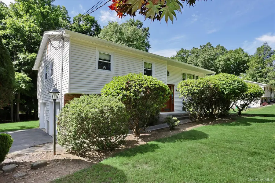 29 Thomsen Drive, Airmont, NY 10952 - #2