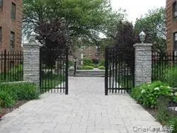 1 Jefferson Avenue #F3, Rockville Centre, NY 11570 - #1