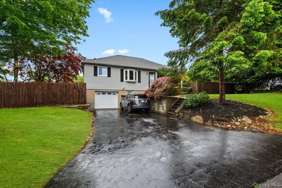 21 Frankford Street, Hawthorne, NY 10532 - #2