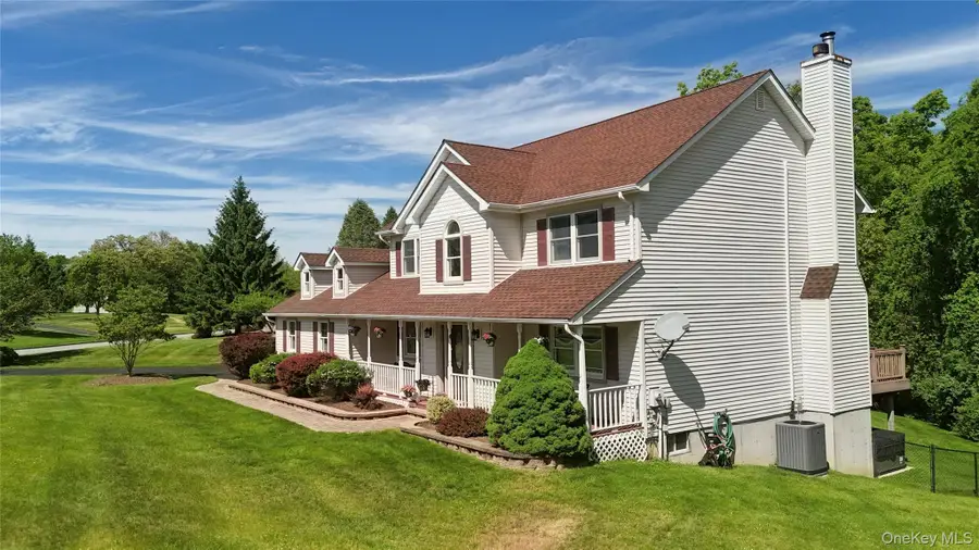 19 Aimee Court, Warwick, NY 10990 - #3