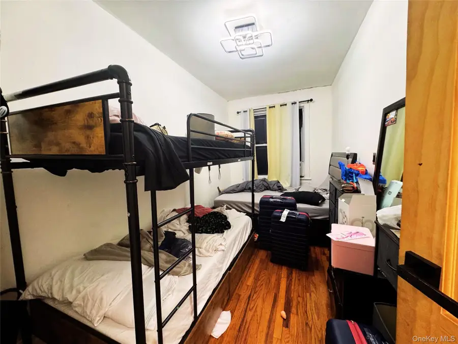 4621 Matilda Avenue, Bronx, NY 10470 - #2