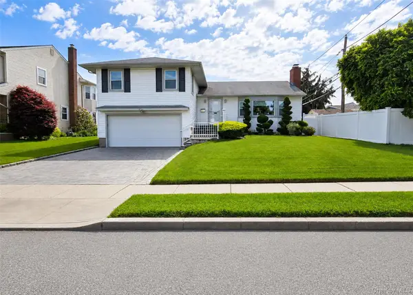 866 Abbott Street, East Meadow, NY 11554
