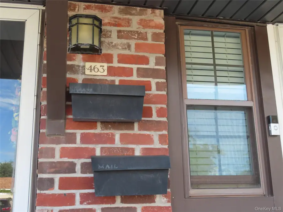 463 Mariners Way, Copiague, NY 11726 - #3