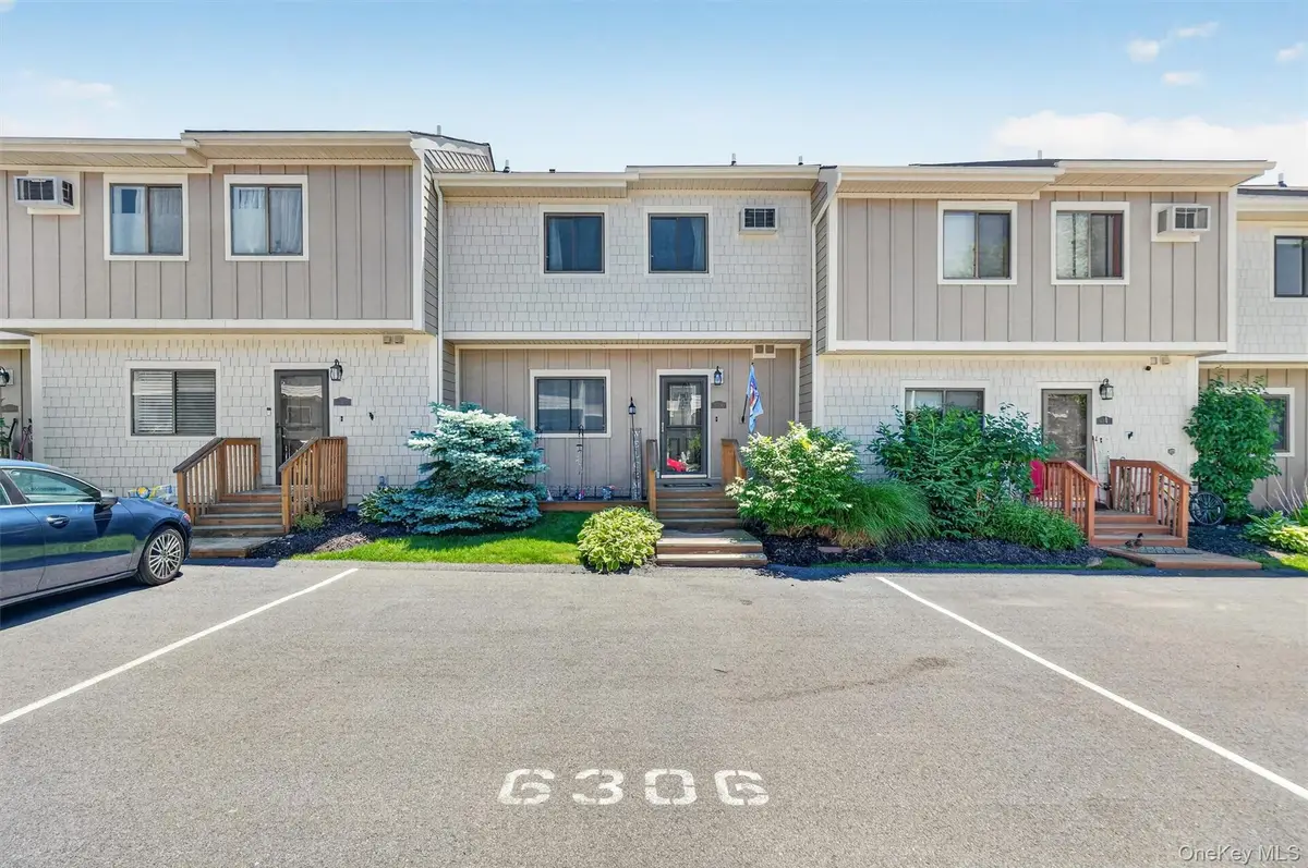 6306 Chelsea Cove N, Hopewell Junction, NY 12533 - #1