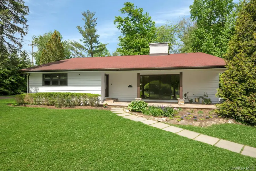 1 Canterbury Road, Scarsdale, NY 10583 - #2