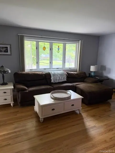 555 Parker Avenue, Levittown, NY 11756 - #2