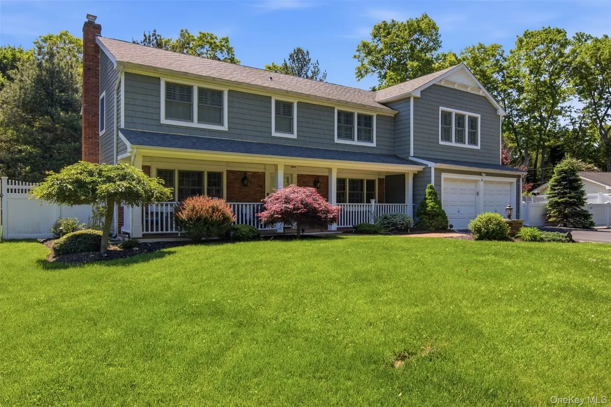 6 Sussex Lane, Stony Brook, NY 11790 - #1