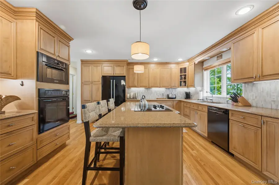 17 James Court, Mahopac, NY 10541 - #3