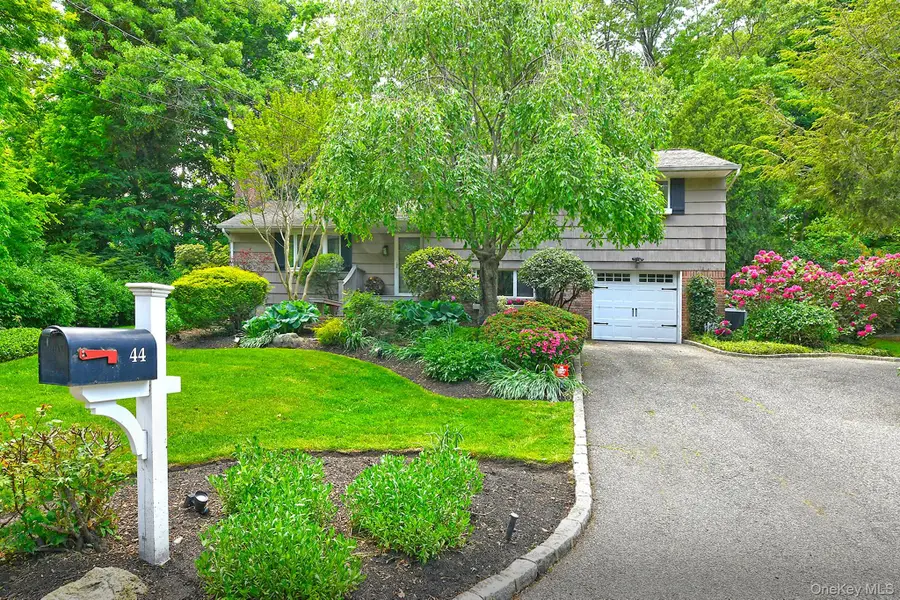 44 Wyoming Drive, Huntington Station, NY 11746 - #2