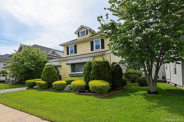 425 Linden Street, Bellmore, NY 11710 - #3