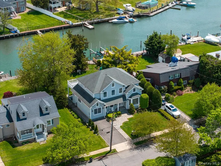 20 Carman Street, Massapequa, NY 11758 - #2