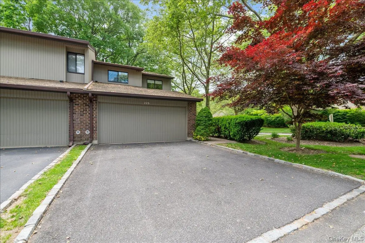 225 Hamlet Drive, Jericho, NY 11753 - #1
