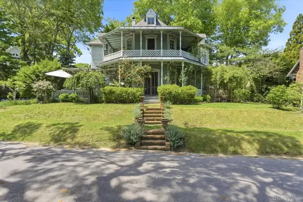 5 Spring Garden Avenue, Shelter Island Heights, NY 11965