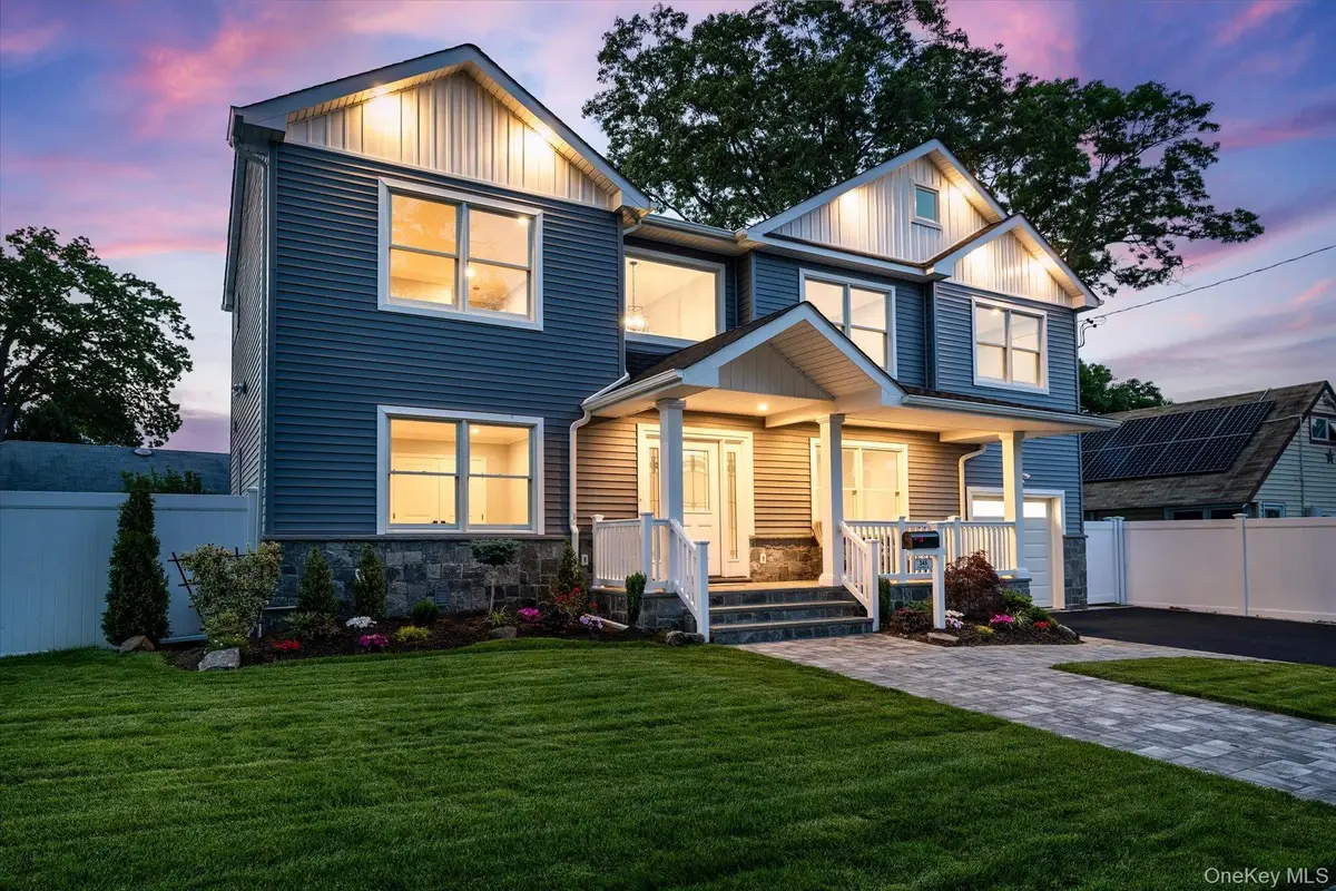 345 Christopher Street, Oceanside, NY 11572 - #1