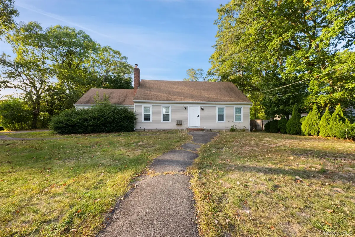 33 Echo Avenue, Miller Place, NY 11764 - #1