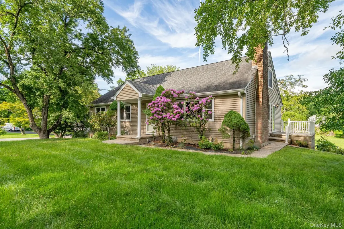 10 Horseshoe Road, Mount Kisco, NY 10549 - #1