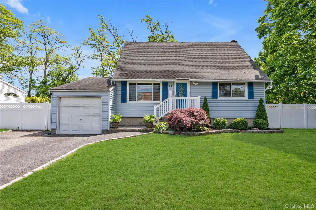 64 Kobb Boulevard, West Islip, NY 11795 - #1