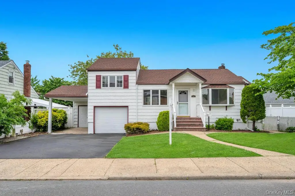 125 S 5th Street, Bethpage, NY 11714 - #1