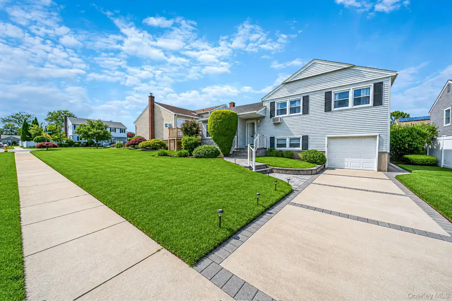 2637 Marin Lane, East Meadow, NY 11554 - #3