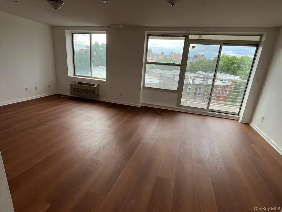 81-15 Queens Boulevard #4J, Elmhurst, NY 11373 - #2