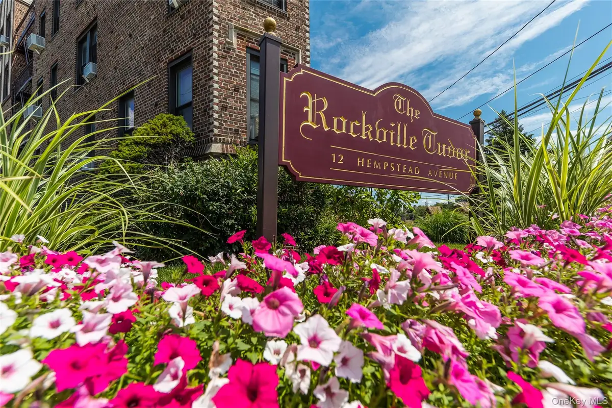 12 Hempstead Avenue #4R, Rockville Centre, NY 11570 - #1