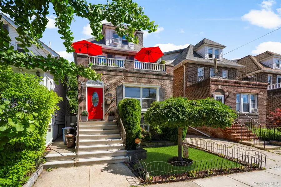 15 E 235th Street, Bronx, NY 10470 - #2