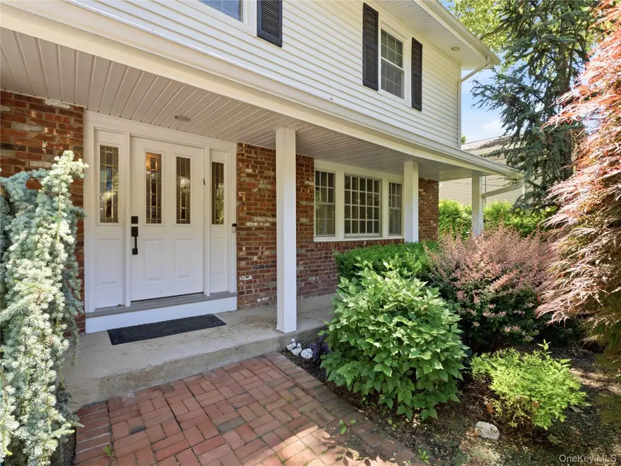 161 Cow Neck Road, Port Washington, NY 11050 - #2