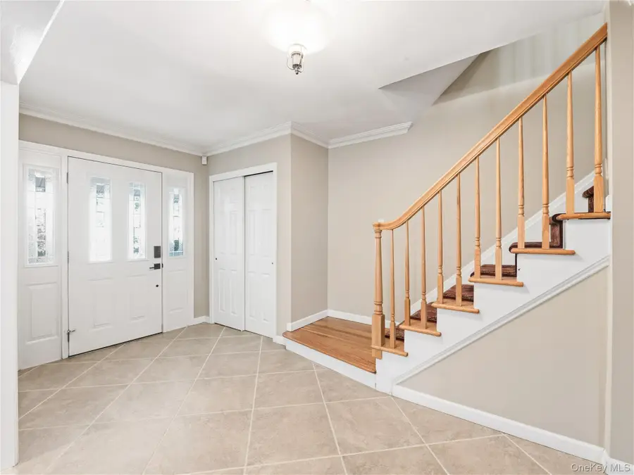 161 Cow Neck Road, Port Washington, NY 11050 - #3