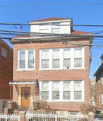 879 Cranford Avenue, Bronx, NY 10466