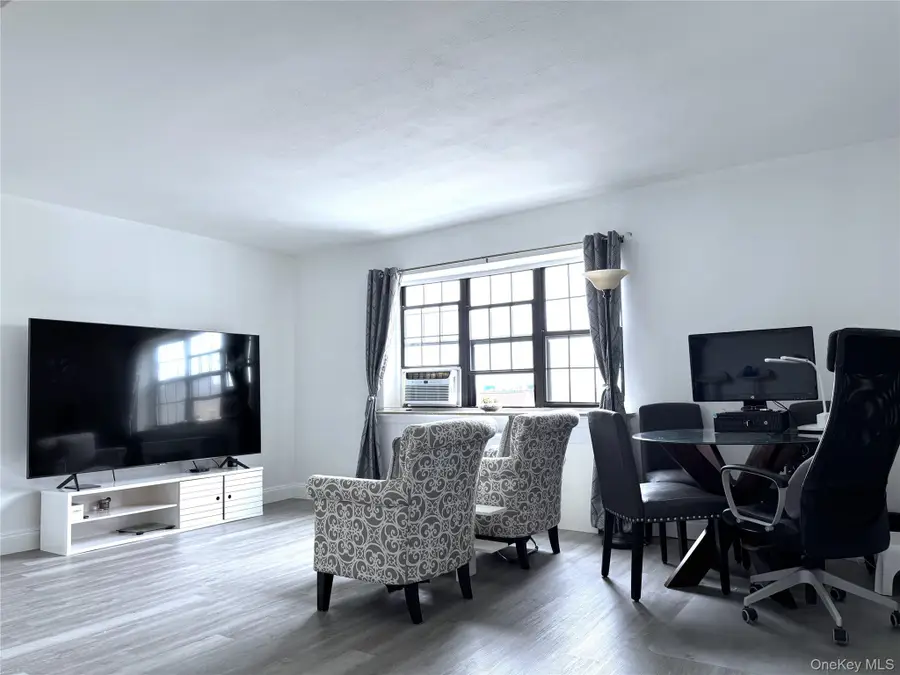 78-16 147th St #3C, Flushing, NY 11367 - #2